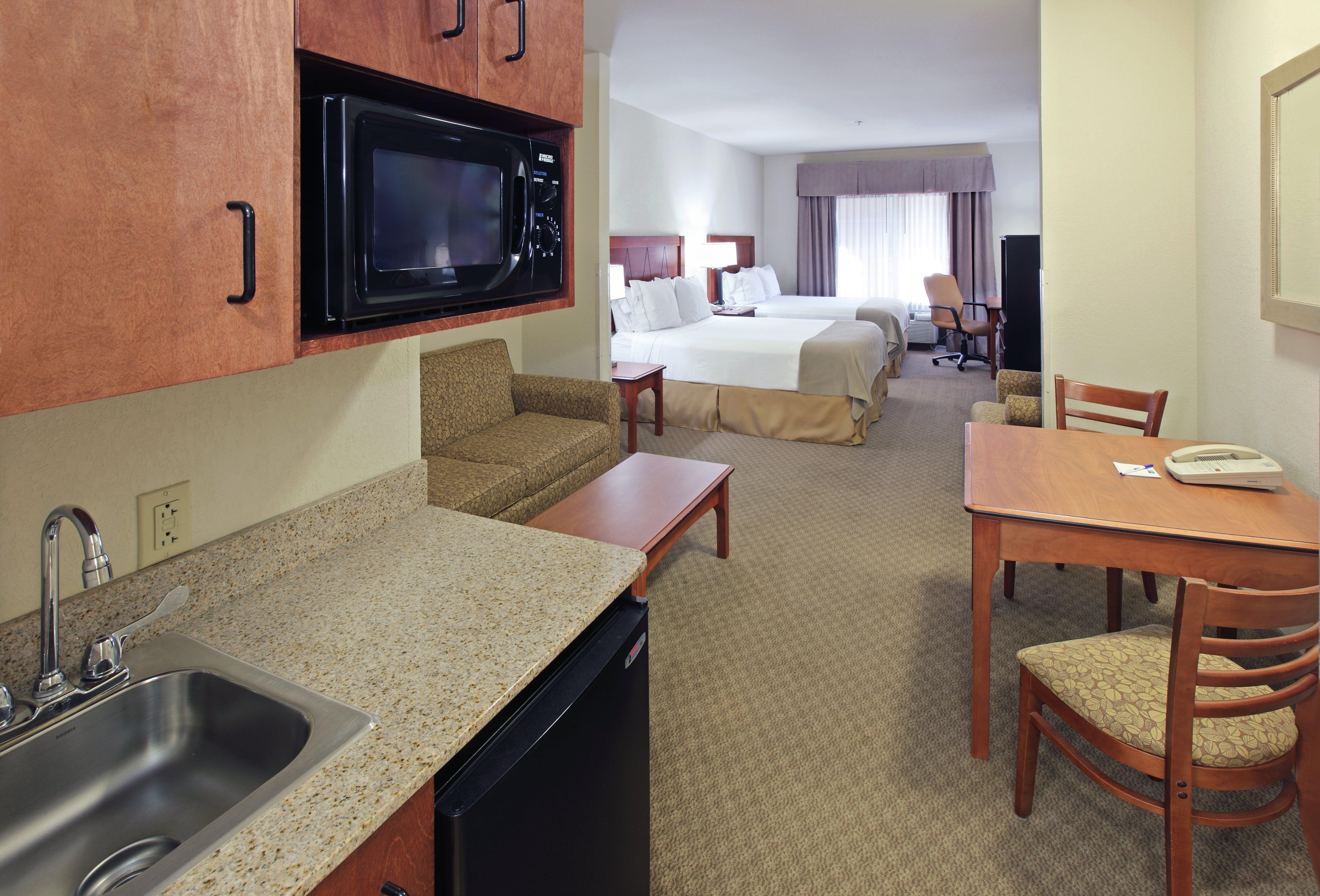 Holiday Inn Express & Suites Pine Bluff/Pines Mall By Ihg Buitenkant foto