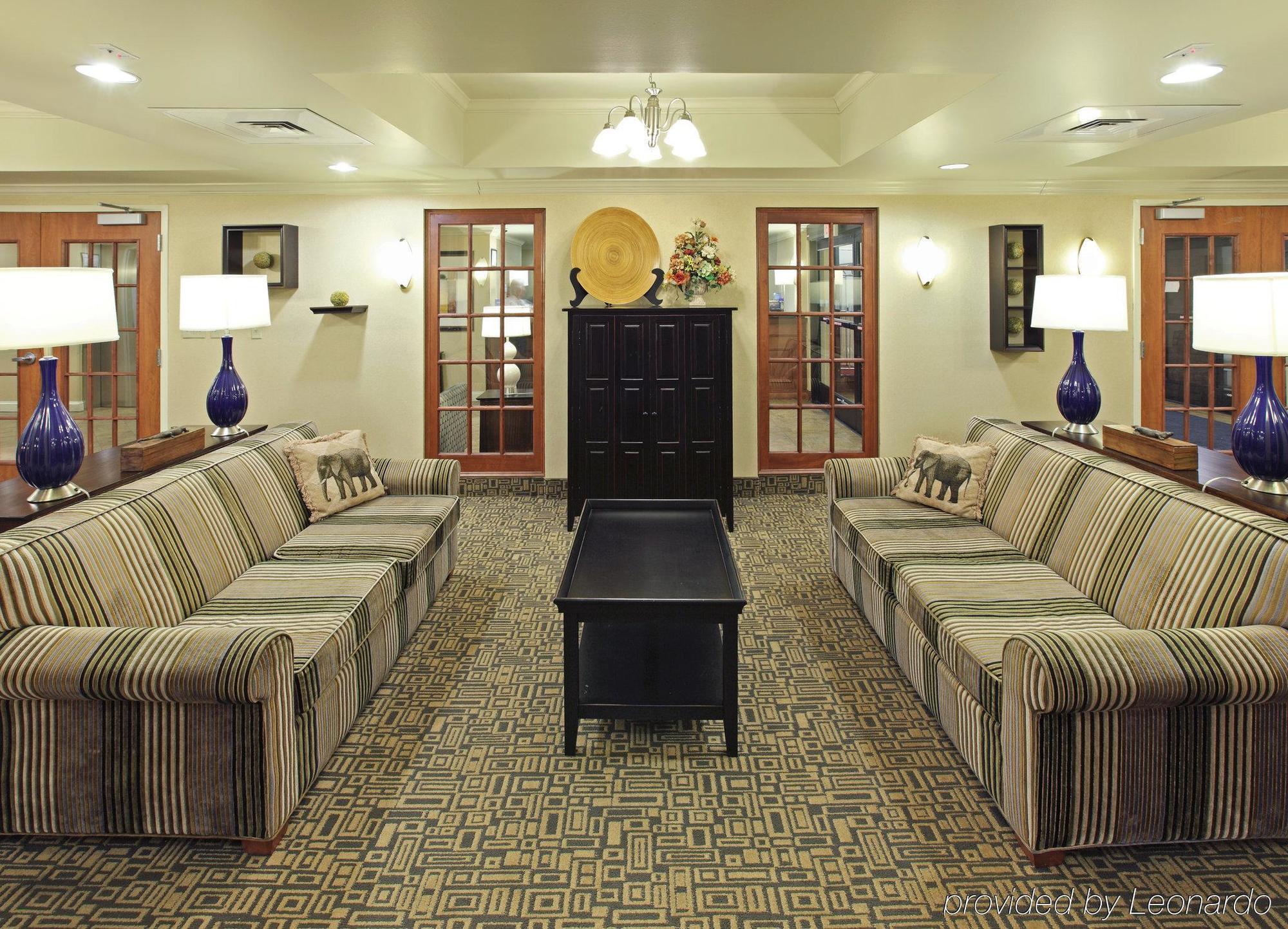 Holiday Inn Express & Suites Pine Bluff/Pines Mall By Ihg Interieur foto